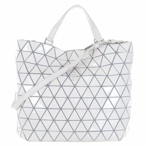 Bao bao hot sale white bag